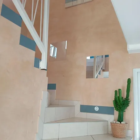 Villa Belle Maison-st Exupéry- Groupama Stadium-viarhona-t3 Jons
